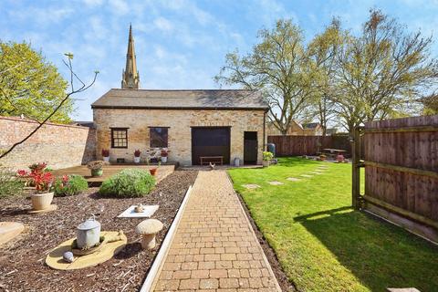 4 bedroom semi-detached house for sale, St. Marys Street, Whittlesey, Peterborough