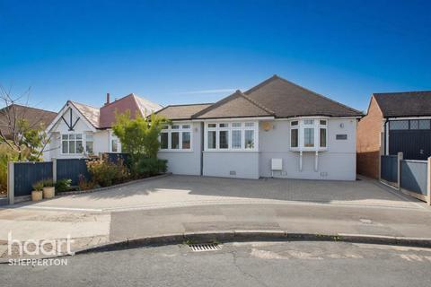 3 bedroom detached bungalow for sale, Marion Avenue, Shepperton