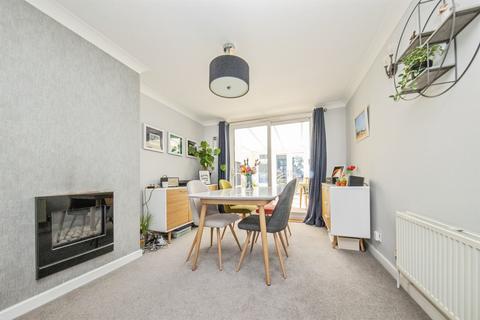 3 bedroom semi-detached house for sale, Chesterfield Drive, Ipswich