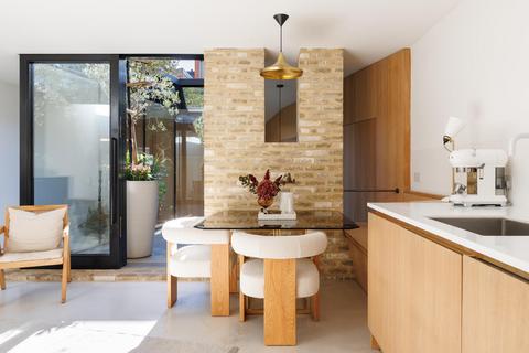 2 bedroom detached house for sale, Bracken Avenue II, London SW12