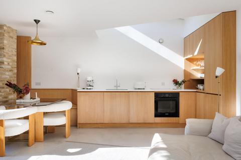 2 bedroom detached house for sale, Bracken Avenue II, London SW12