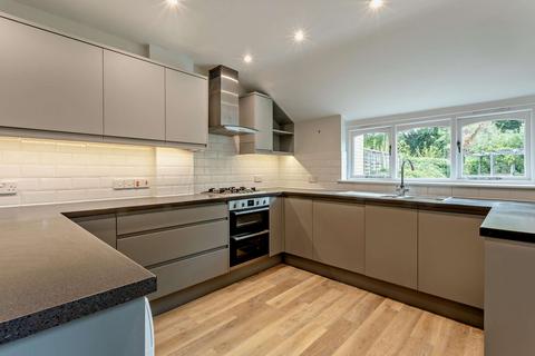 3 bedroom end of terrace house for sale, Blinco Grove, Cambridge, Cambridgeshire