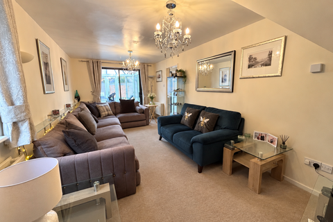 undefined, Flying Fields Road, Southam, CV47