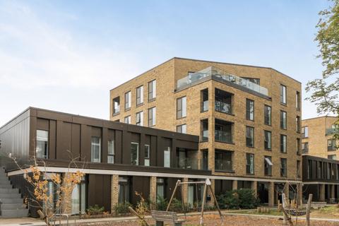 1 bedroom flat for sale, 8 Hewitts Way, Walton-on-Thames, Surrey, KT12 1GN, Walton-on-Thames, KT12 1GN