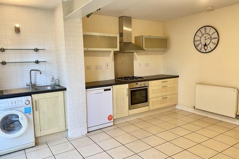 3 bedroom property to rent, Raynville Way, LS12
