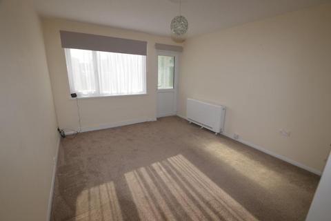2 bedroom semi-detached bungalow to rent, Roskrow Close, Four Lanes, Redruth
