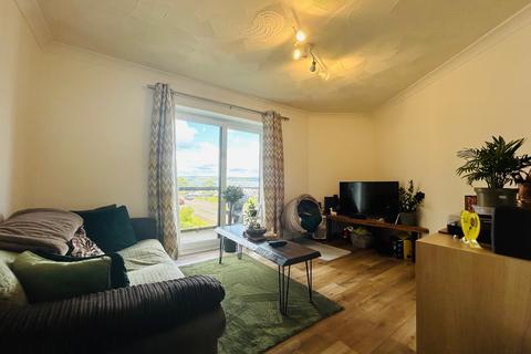2 bedroom flat to rent, Daws Court, Saltash, PL12