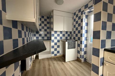 3 bedroom terraced house to rent, CHESIL WALK