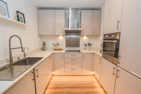 undefined, Halcyon Place, Brentwood