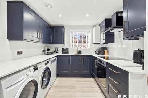 2 bedroom flat for sale, Village Road, Enfield