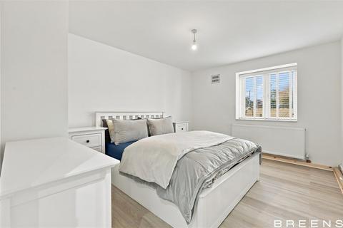 2 bedroom flat for sale, Village Road, Enfield
