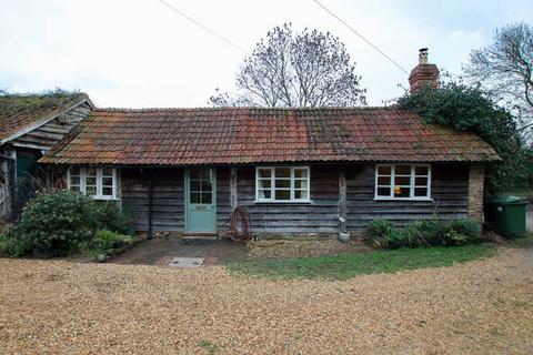 1 bedroom detached house to rent, Rushall, Ledbury HR8