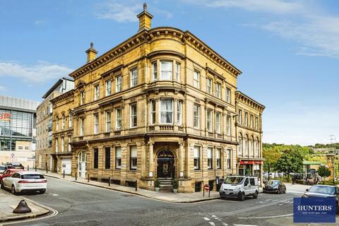 2 bedroom flat for sale, Calder Court, Town Hall Street, East Halifax, HX1 1UU