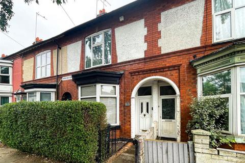 4 bedroom terraced house to rent, Winchester Avenue, Leicester