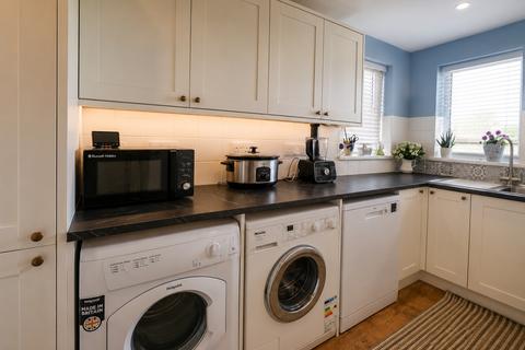 3 bedroom semi-detached house for sale, West View, Costhorpe, Worksop