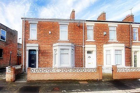 3 bedroom terraced house for sale, Laburnum Avenue, Wallsend