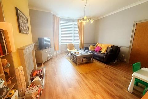 3 bedroom terraced house for sale, Laburnum Avenue, Wallsend