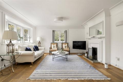 5 bedroom detached house for sale, High Pine Close, Weybridge, KT13