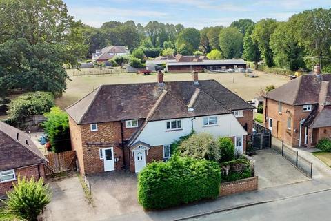 4 bedroom semi-detached house for sale, Broadley Green, Windlesham GU20