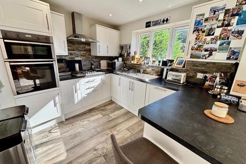 4 bedroom semi-detached house for sale, Broadley Green, Windlesham GU20