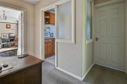 undefined, Bardeswell Close, Brentwood