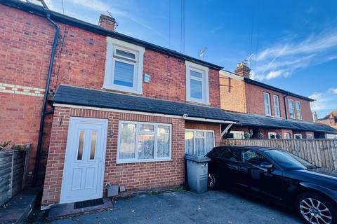 3 bedroom house to rent, Furze Platt Road, MAIDENHEAD