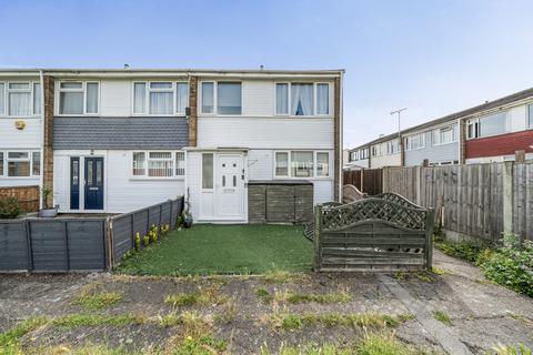 3 bedroom end of terrace house for sale, Chatfield Way, Basildon, SS13