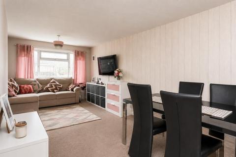3 bedroom terraced house to rent, The Paddock, SOUTHAMPTON, SO40