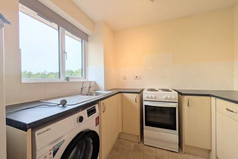 1 bedroom flat to rent, Prestatyn Close, Stevenage SG1