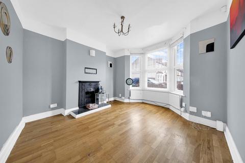 3 bedroom terraced house to rent, Eustace Road, Chadwell Heath, RM6