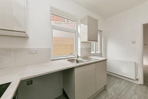 2 bedroom terraced house for sale, West Street, Cheshire, CW1
