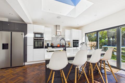 4 bedroom detached house for sale, Sandiland Crescent, Bromley BR2