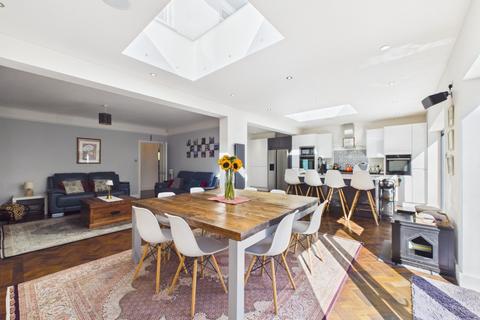 4 bedroom detached house for sale, Sandiland Crescent, Bromley BR2