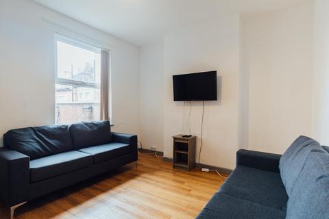 6 bedroom house to rent, Storer Road, Loughborough LE11