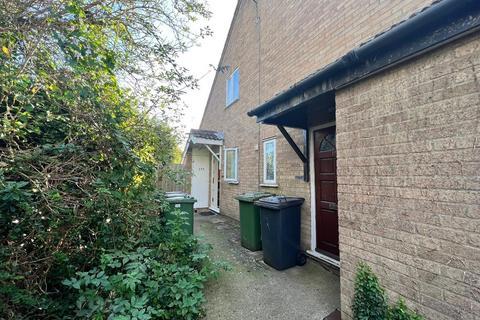 1 bedroom property to rent, Medeswell, Peterborough, PE2