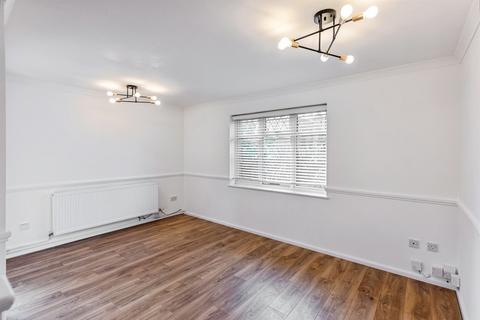 2 bedroom semi-detached house for sale, Bradfield Close, RUSHDEN