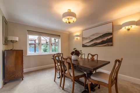5 bedroom detached house for sale, Gorselands, Newbury, Berkshire, RG14