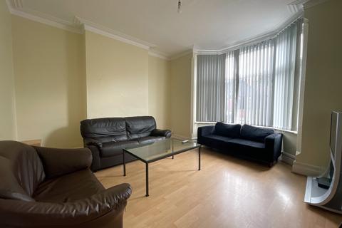 6 bedroom house to rent, Storer Road, Loughborough LE11