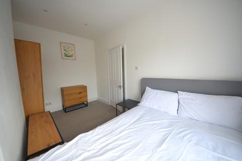 1 bedroom apartment to rent, Chantrey Road, Brixton SW9