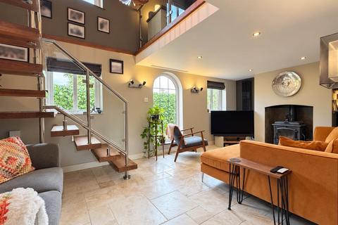 3 bedroom semi-detached house for sale, Allensmore, Hereford