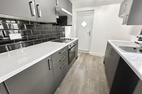 2 bedroom terraced house to rent, Manchester Road East, Manchester, M38