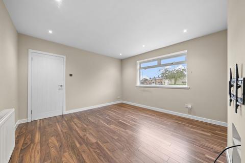 undefined, Whins Road, Stirling, FK7