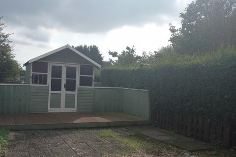 3 bedroom semi-detached house to rent, Hawton Road, NEWARK, NG24