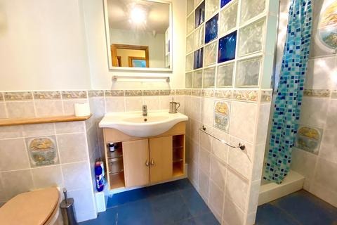 2 bedroom apartment to rent, Moorfields Road, BATH, BA2