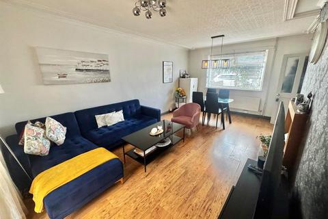 2 bedroom semi-detached house for sale, Blakeney Road, Southampton