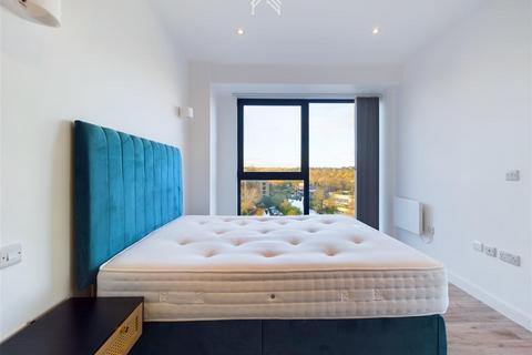 2 bedroom apartment to rent, Oxford Road, Uxbridge UB8