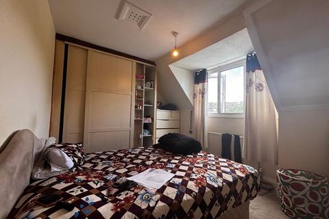 4 bedroom house to rent, Mackie Avenue, Bristol BS34