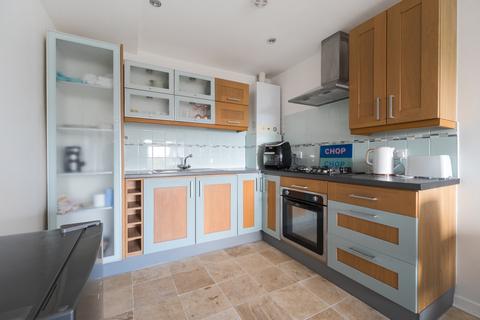 2 bedroom flat for sale, South Street, Hampshire PO12