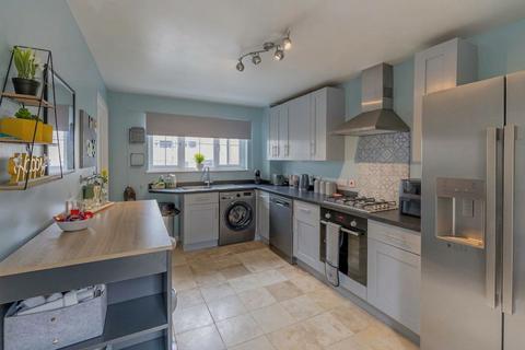 3 bedroom terraced house for sale, Old Alexander Road, Malmesbury, SN16
