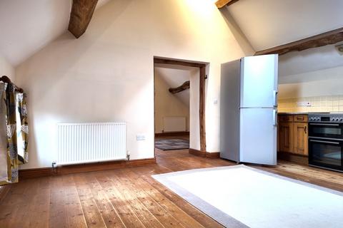 2 bedroom flat to rent, Grafton Farm, Leominster